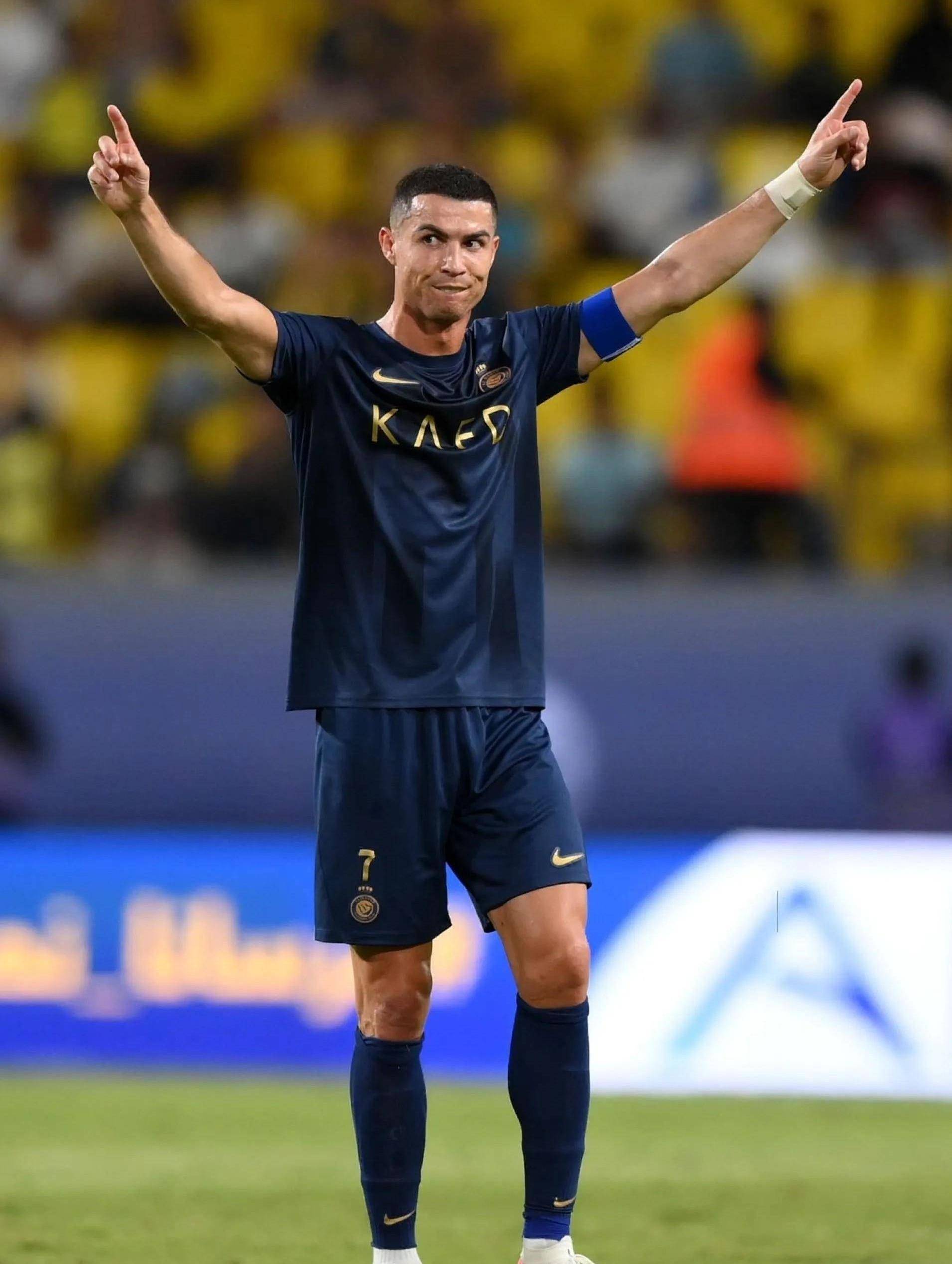 杰伦·约翰逊砍本赛季第二次三双，20年特雷·杨后老鹰首人